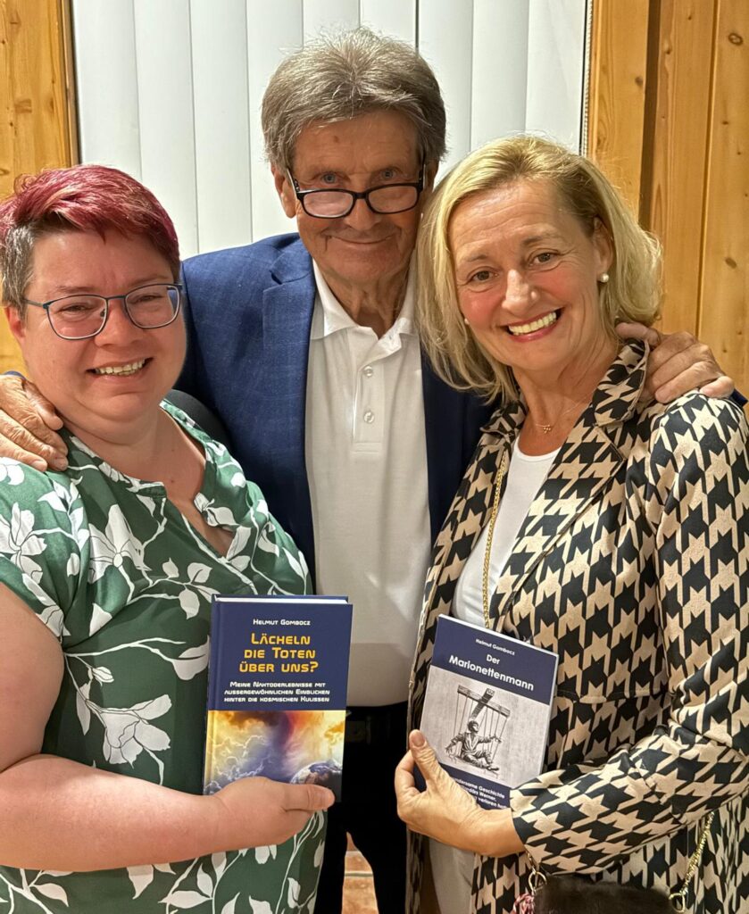 Bei der Buchvorstellung von "Der Marionettenmann"